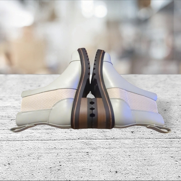 Mirette Chelsea Boots By Journee Gray Size 9 - Picture 9 of 15